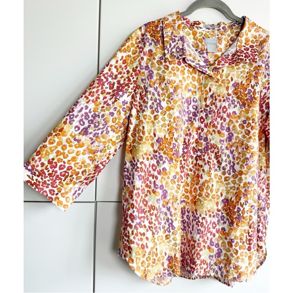Chicos No Iron Multicolor Print Button Front Pullover Size 2 Orange Red Purple - Picture 2 of 8